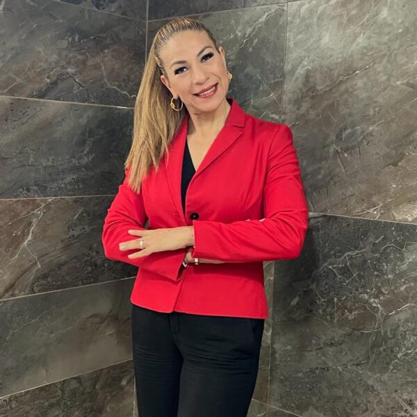 Lic. Celina Ortiz, líder y fundadora de Servicios Corporativos Medina.